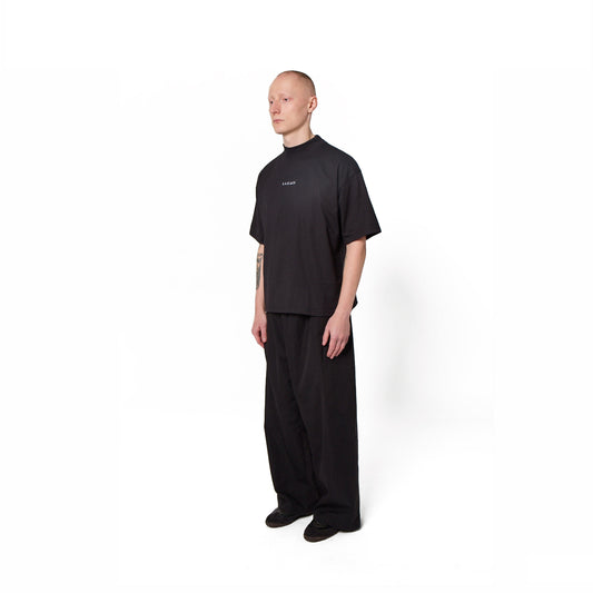 Lazaci Mock Neck - BLK / WHI