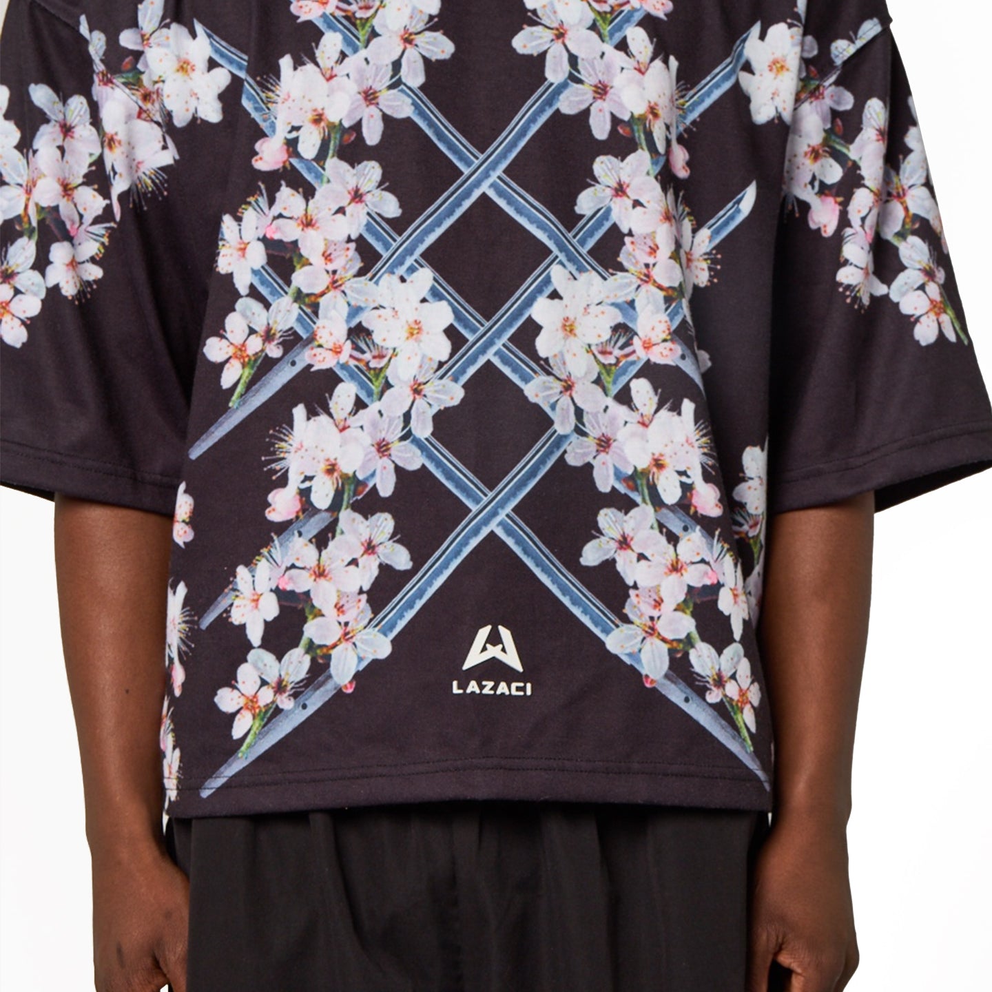 Lazaci Sakura Essence